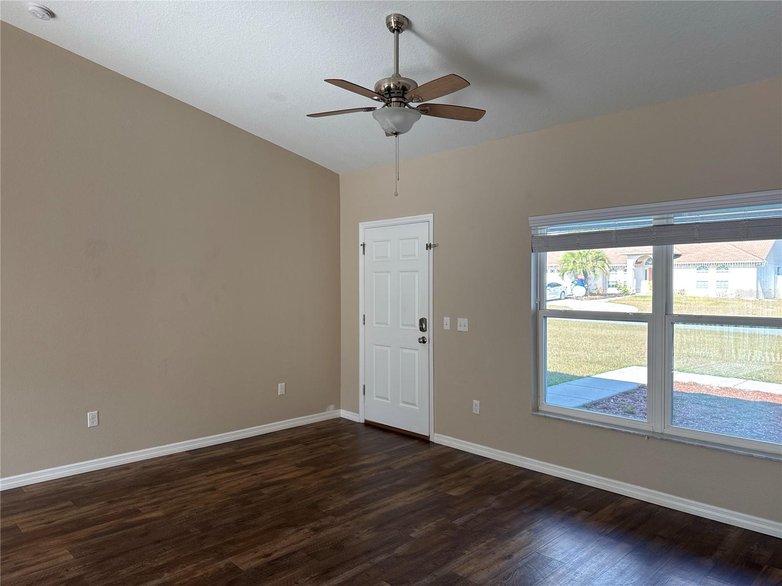 Image 2 of 38 For 4000 139th Street Road