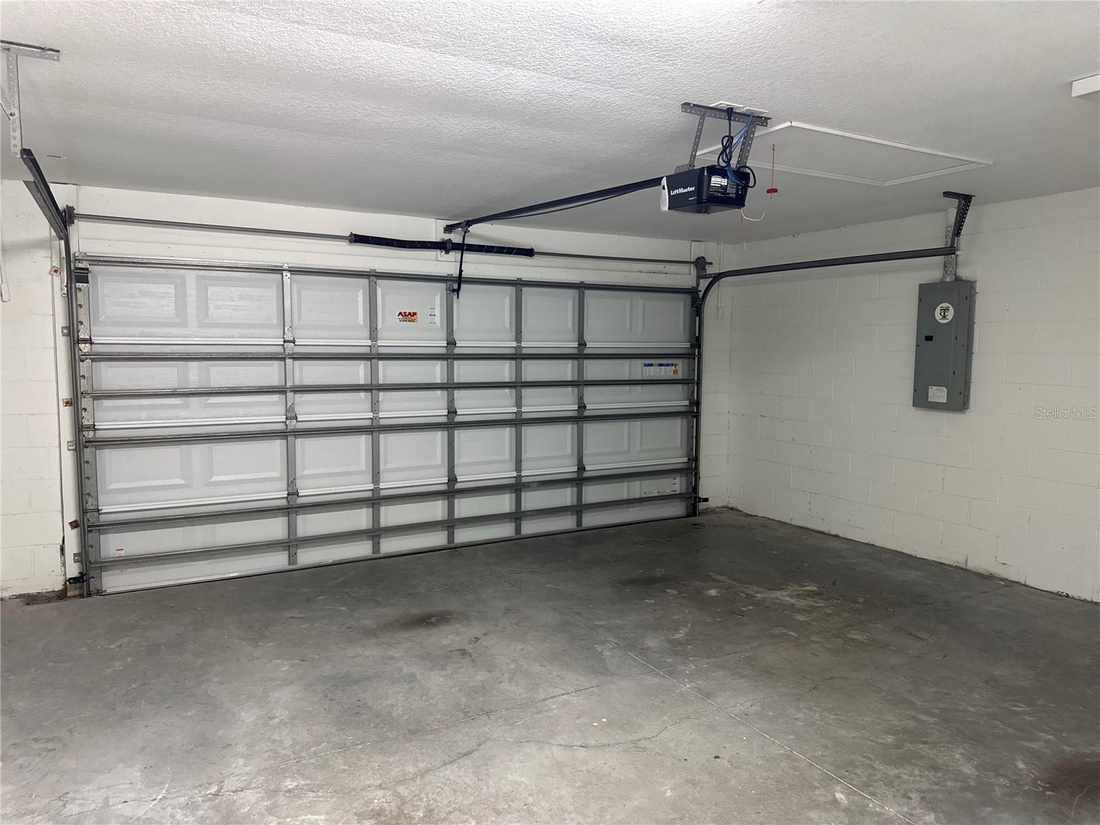 Image 36 of 38 For 4000 139th Street Road