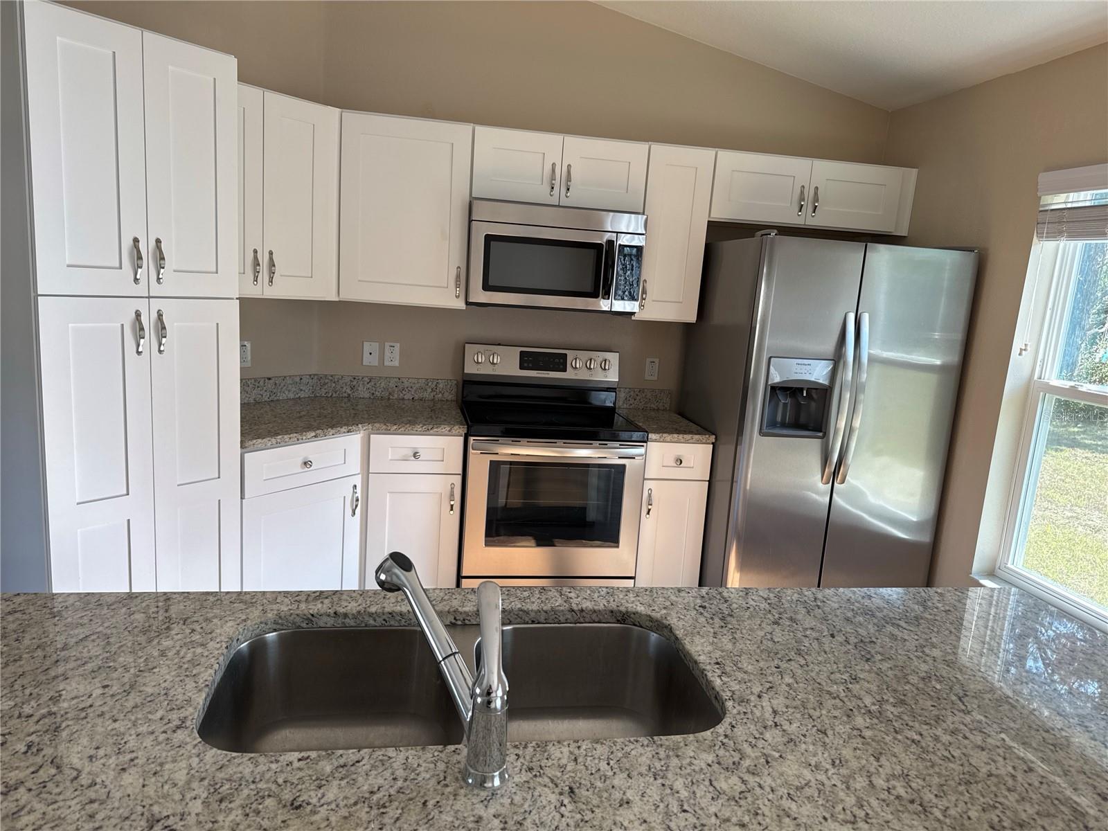 Image 5 of 38 For 4000 139th Street Road