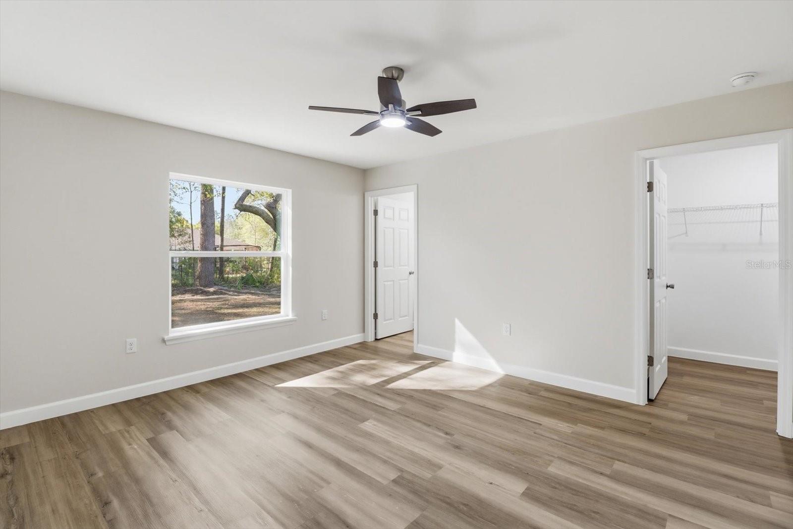 Listing photo id 22 for 2980 Camilo Drive