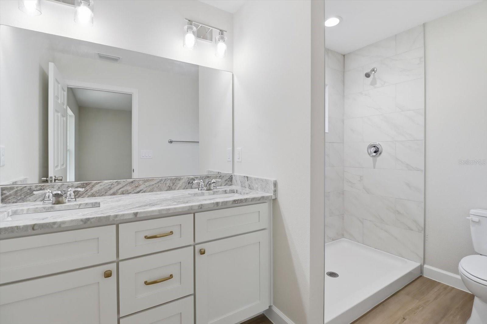 Listing photo id 25 for 2980 Camilo Drive