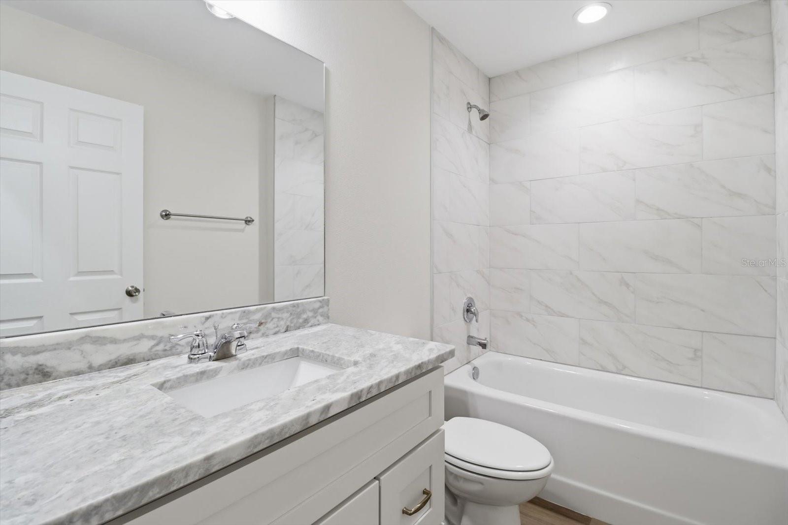 Listing photo id 29 for 2980 Camilo Drive