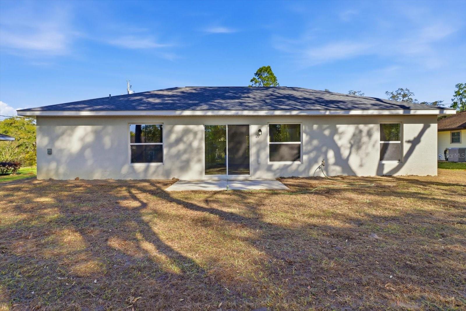Listing photo id 35 for 2980 Camilo Drive