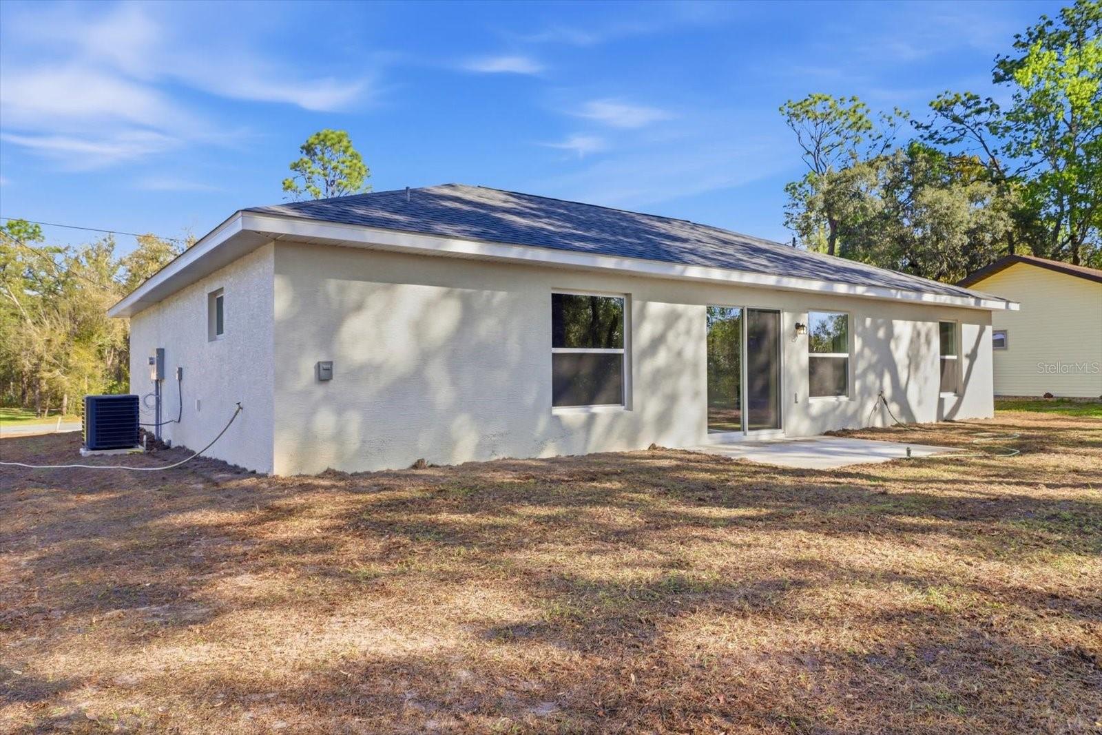 Listing photo id 37 for 2980 Camilo Drive