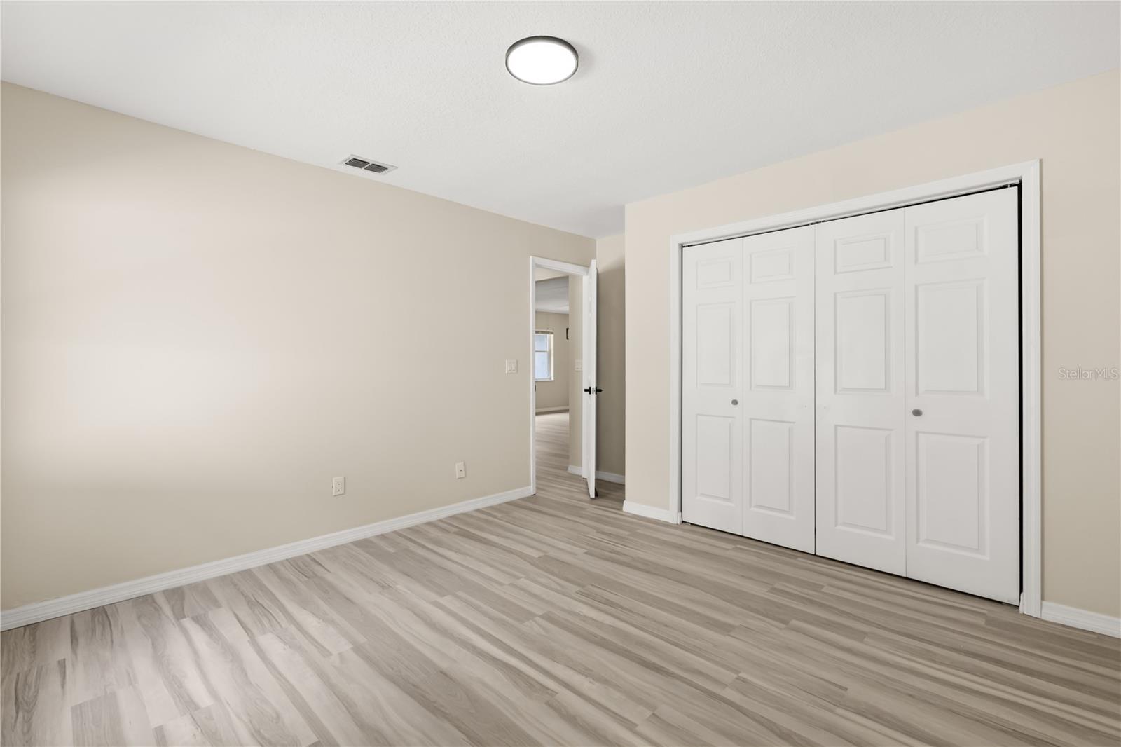 Image 19 of 34 For 15690 46th Circle