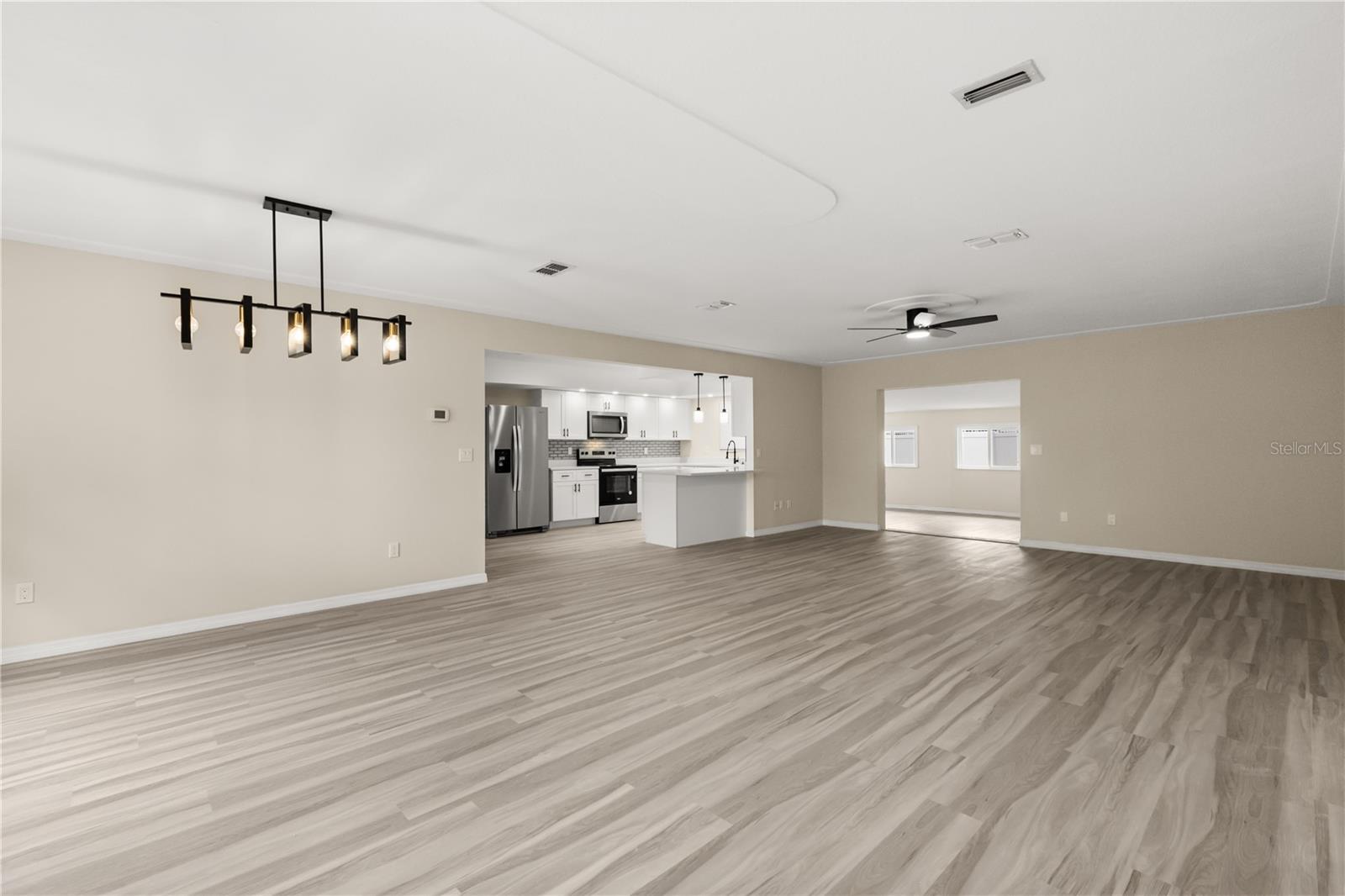 Image 4 of 34 For 15690 46th Circle