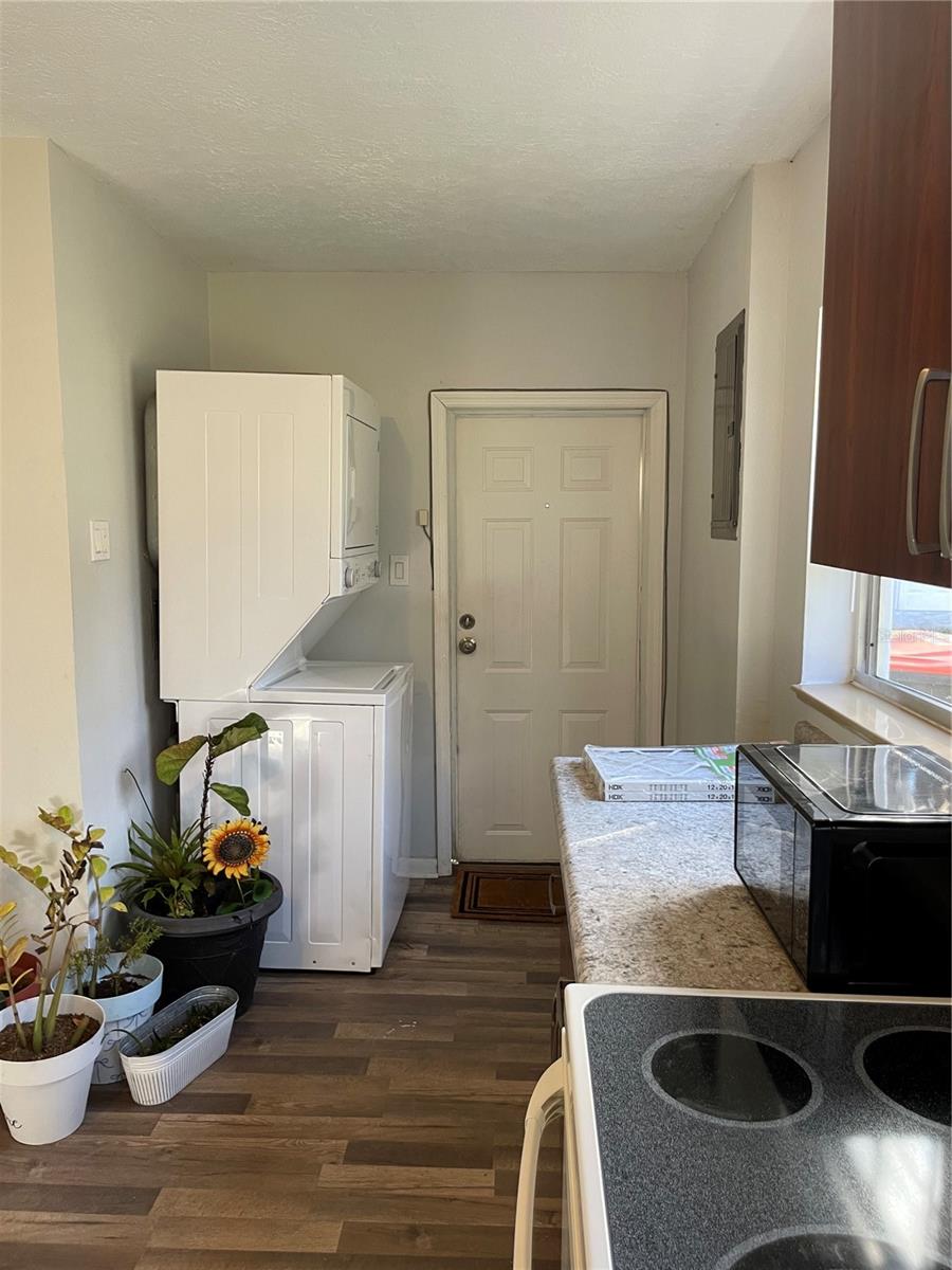 Image 10 of 12 For 15020 41st Terrace