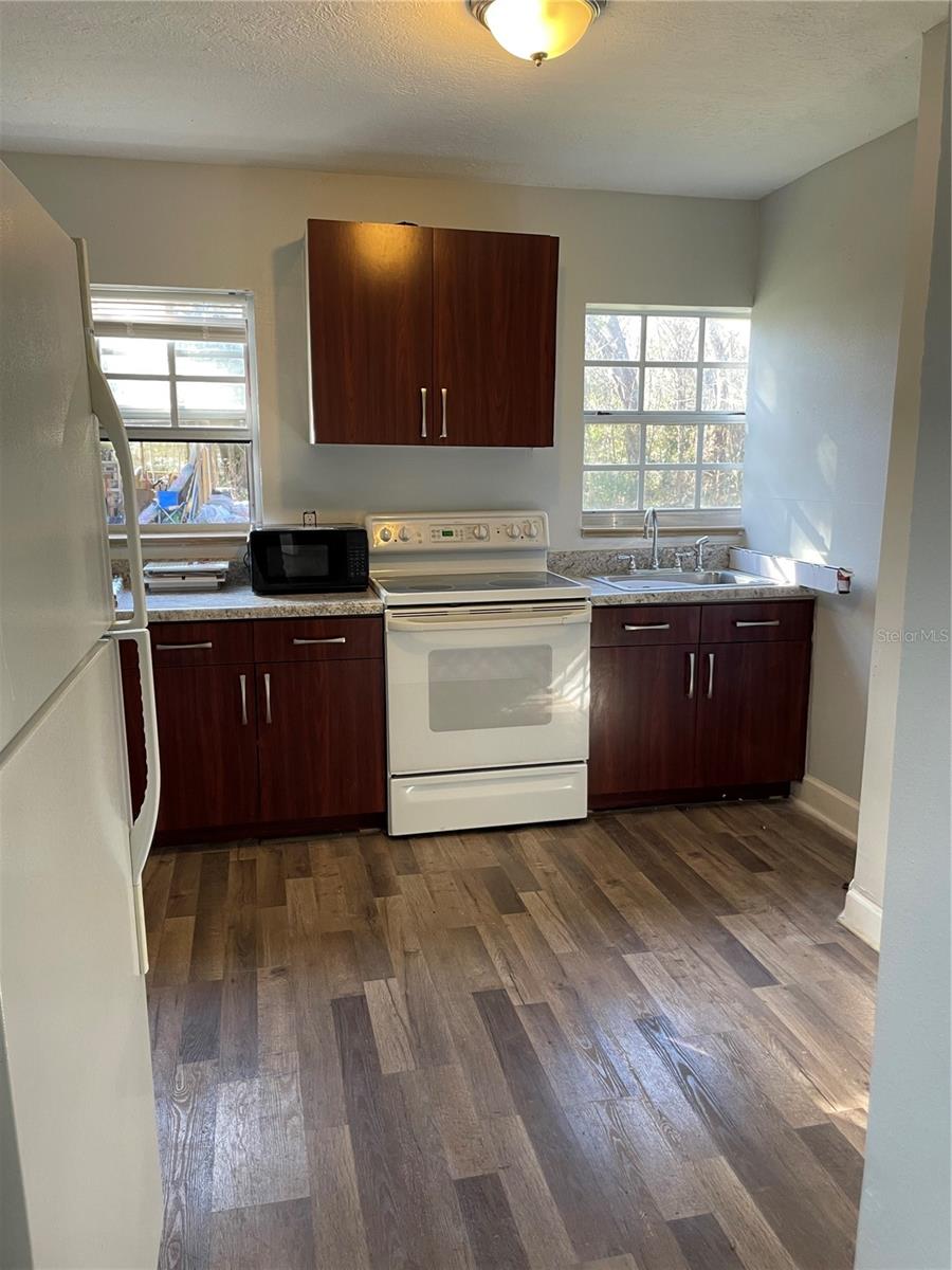 Image 9 of 12 For 15020 41st Terrace