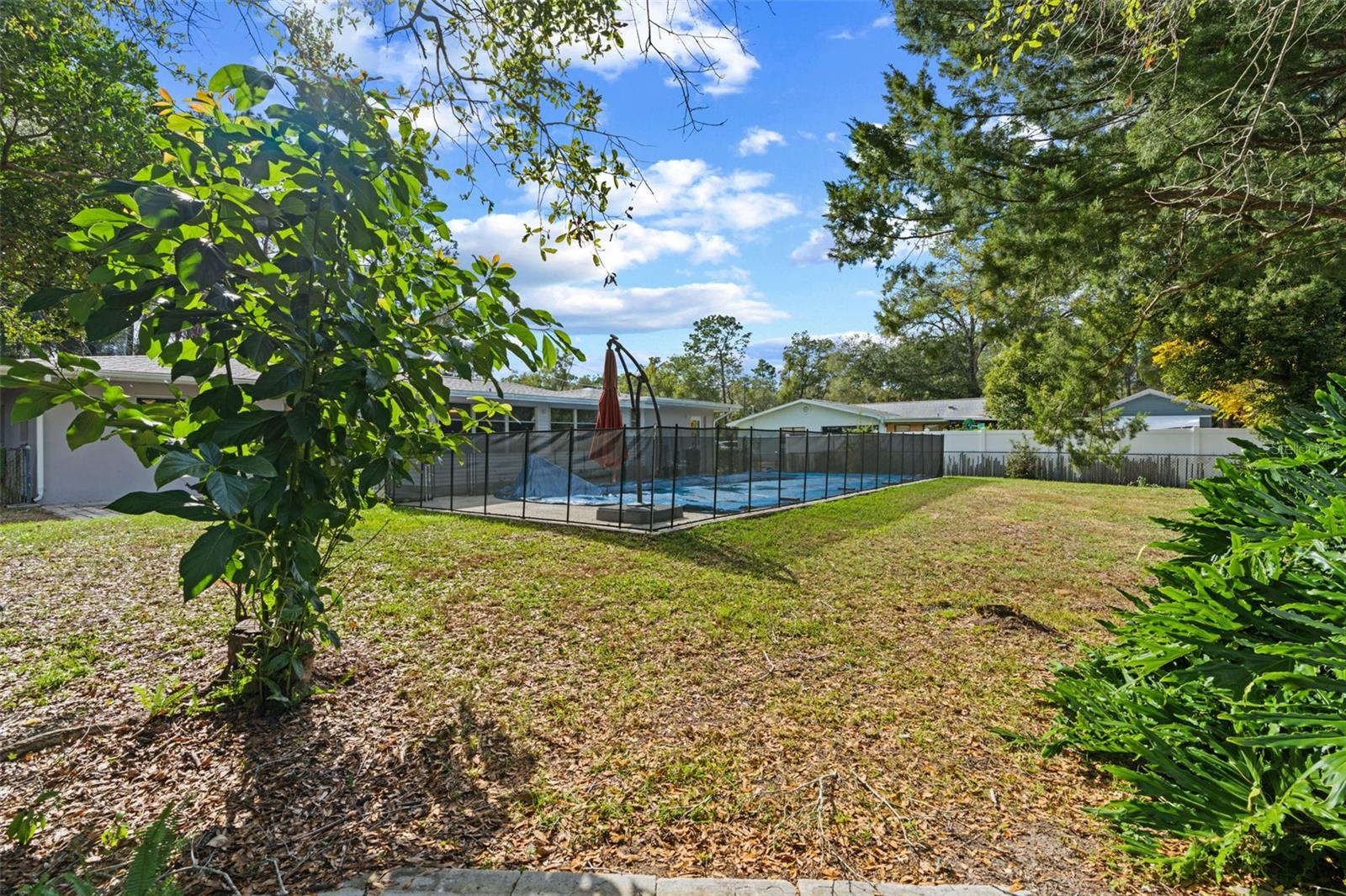 Image 7 of 38 For 410 Daisy Lane