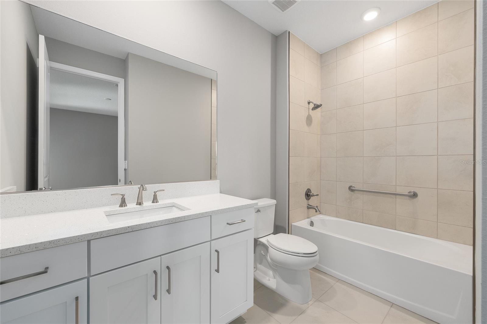 Image 16 of 48 For 10128 106th Circle