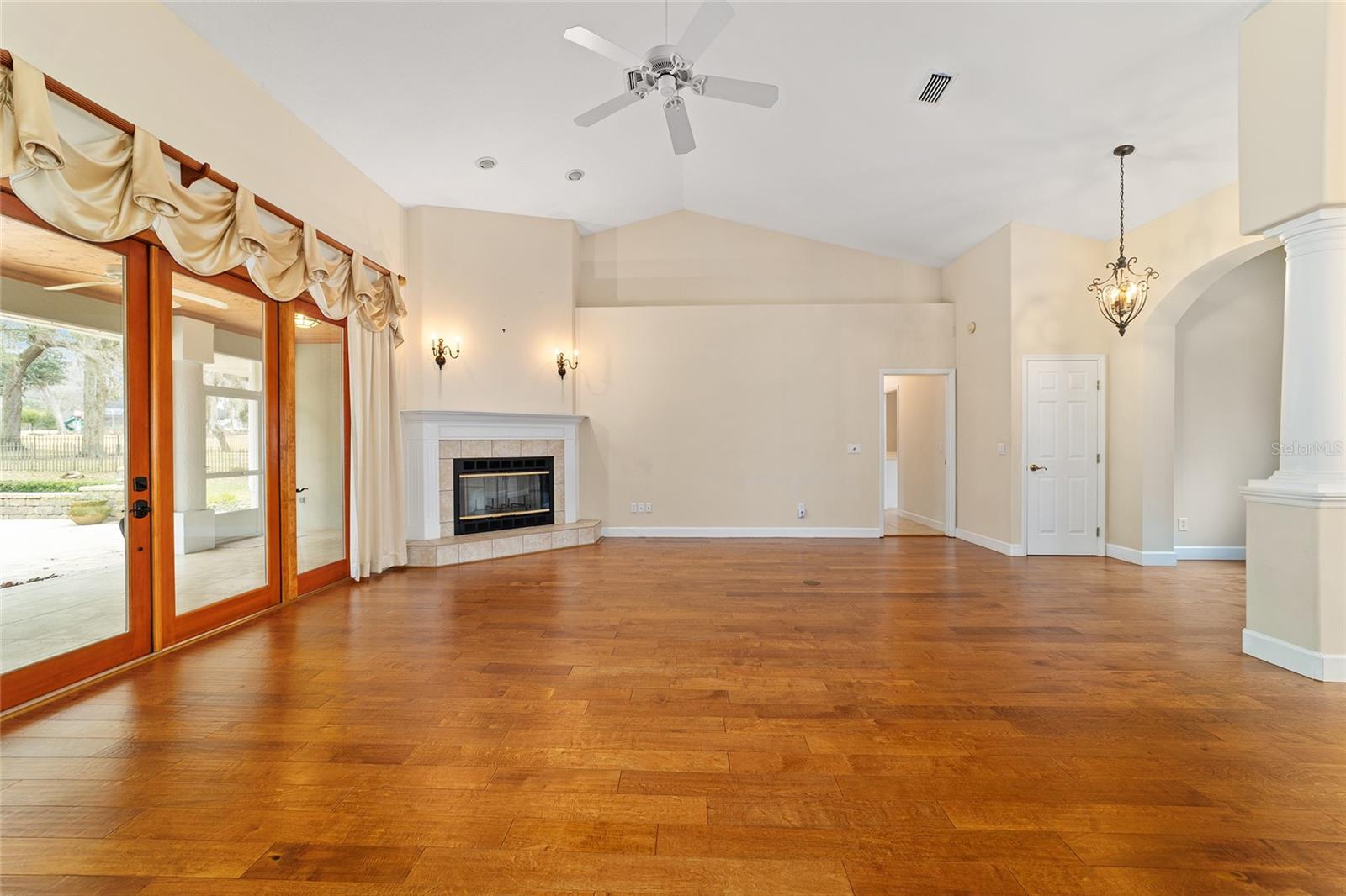 Image 10 of 63 For 7939 12th Circle