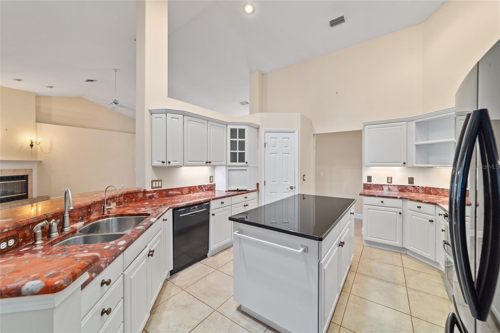 Image 19 of 63 For 7939 12th Circle