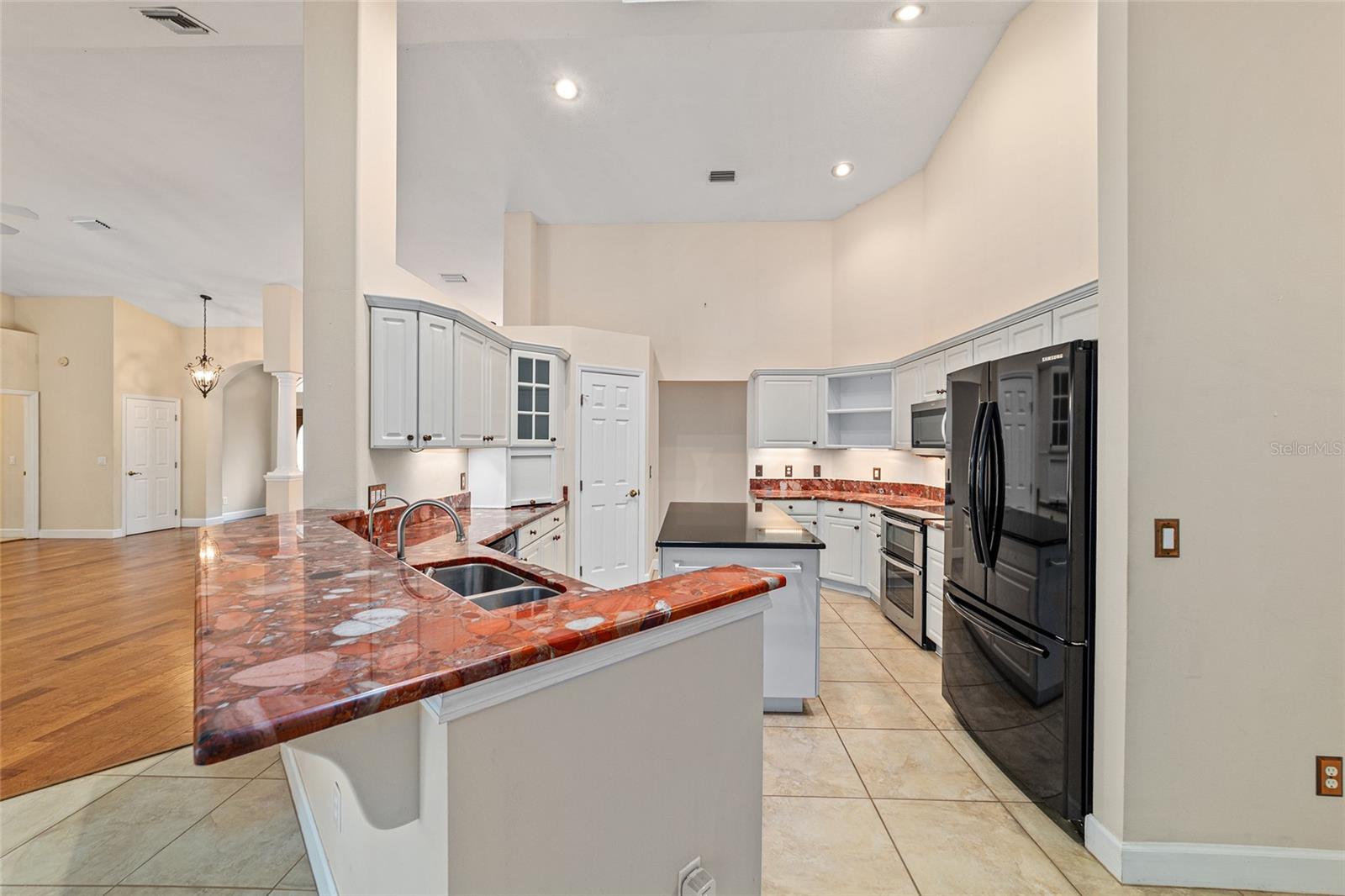 Image 21 of 63 For 7939 12th Circle