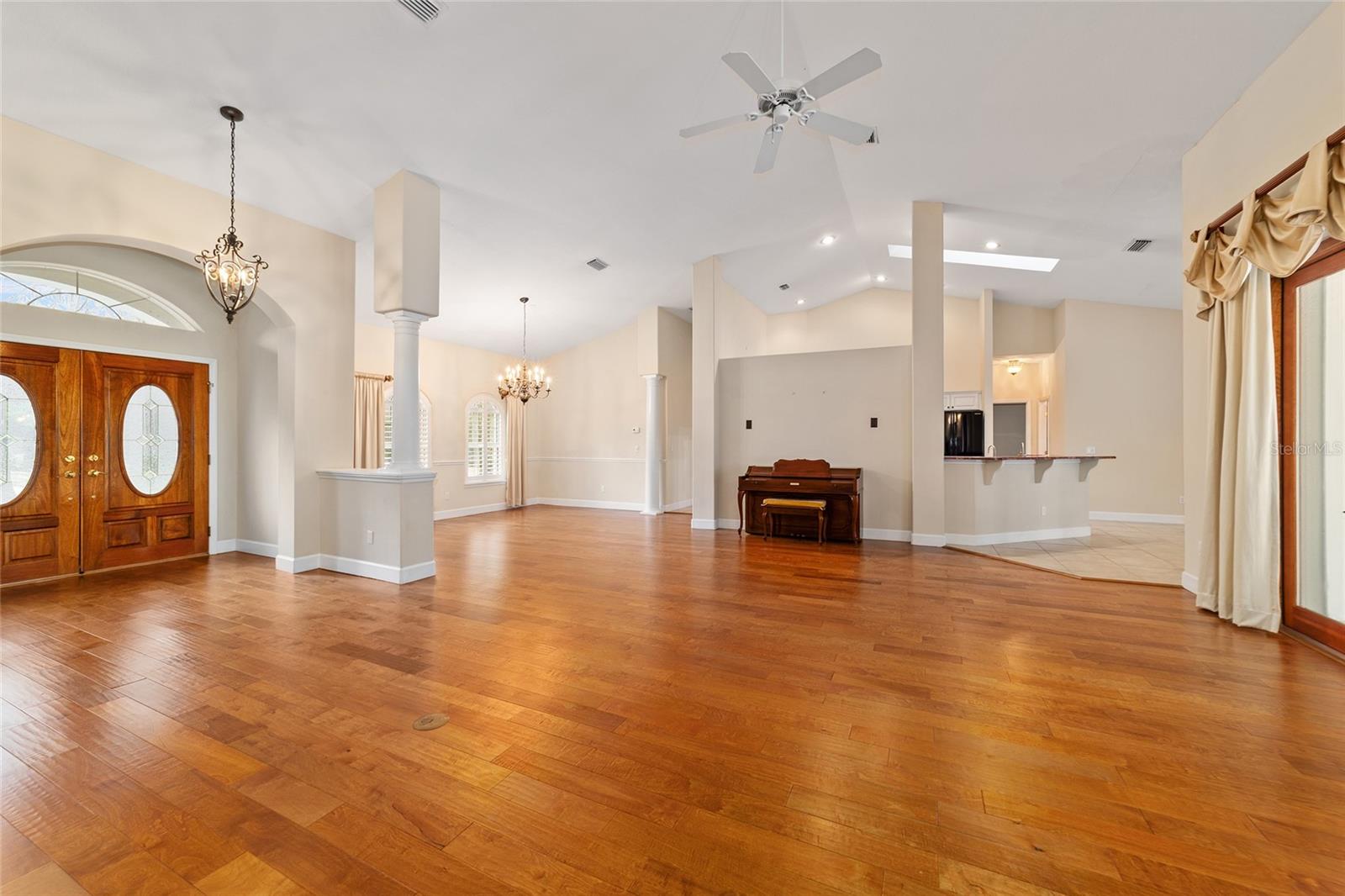 Image 4 of 63 For 7939 12th Circle