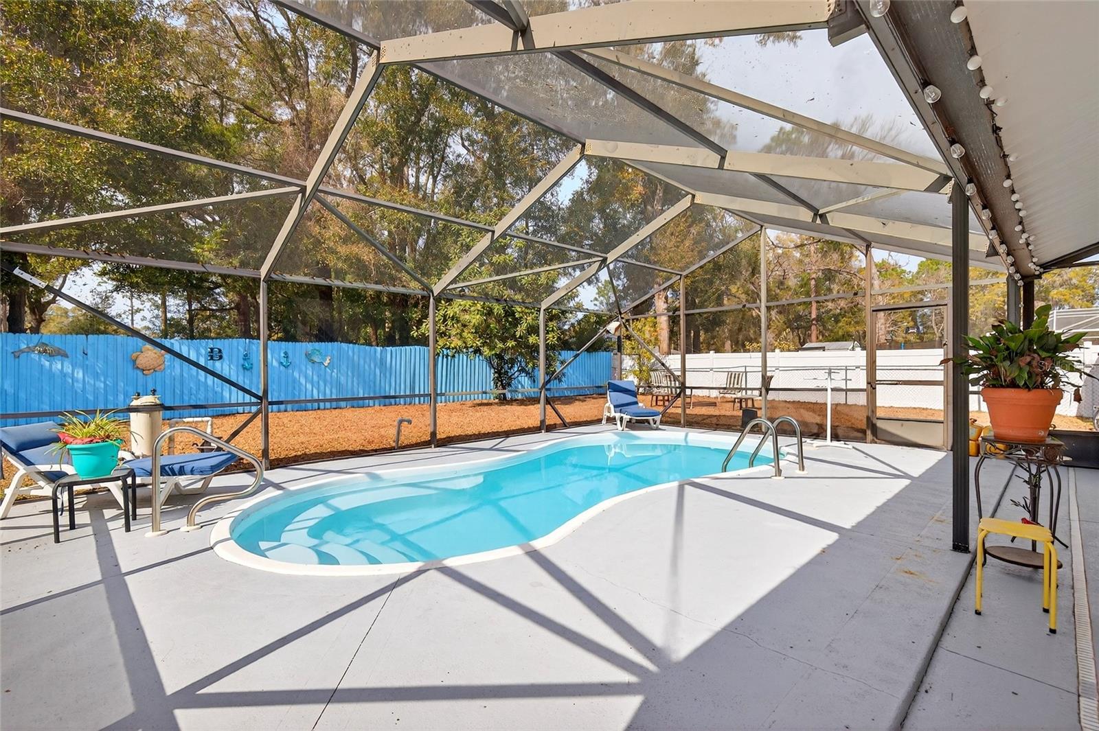 Image 18 of 23 For 5870 55th Court