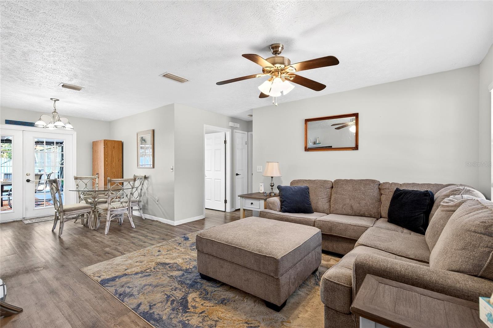 Image 3 of 23 For 5870 55th Court