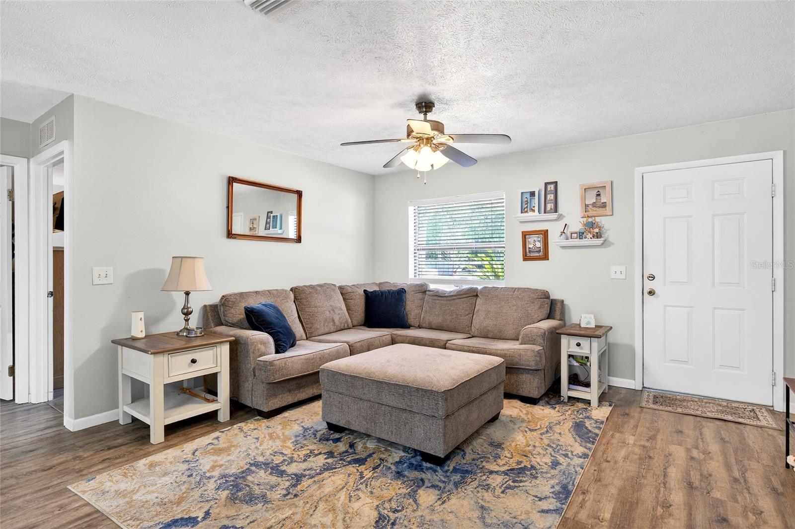 Image 4 of 23 For 5870 55th Court