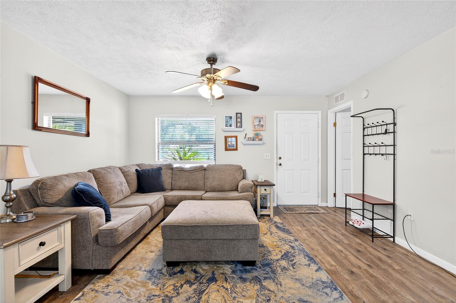 Image 5 of 23 For 5870 55th Court