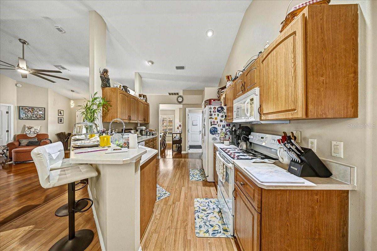 Image 12 of 48 For 6607 11th Loop