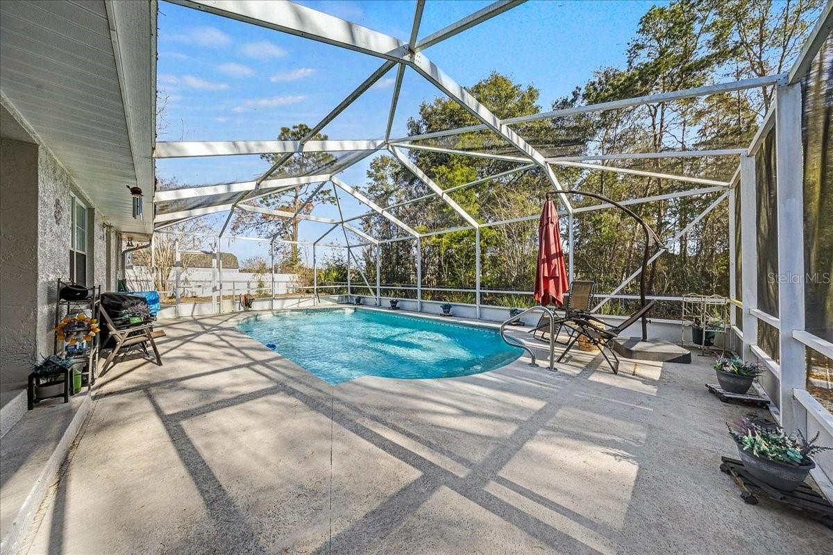 Image 33 of 48 For 6607 11th Loop