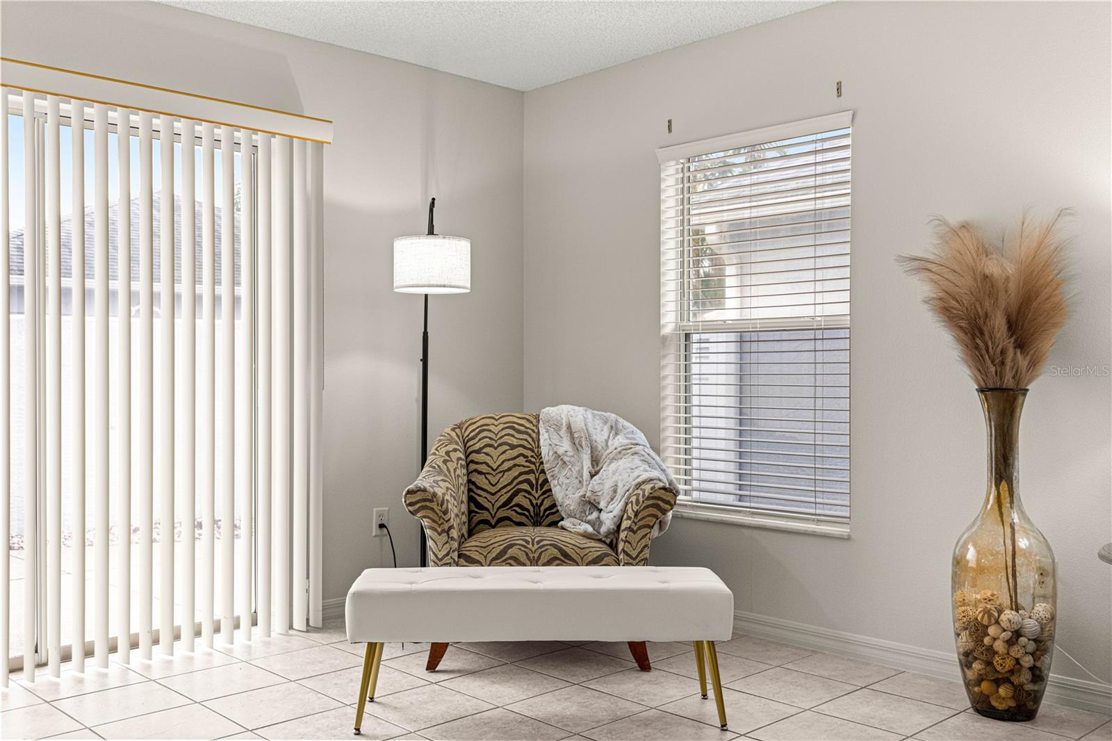 Image 21 of 44 For 3024 Macon Court