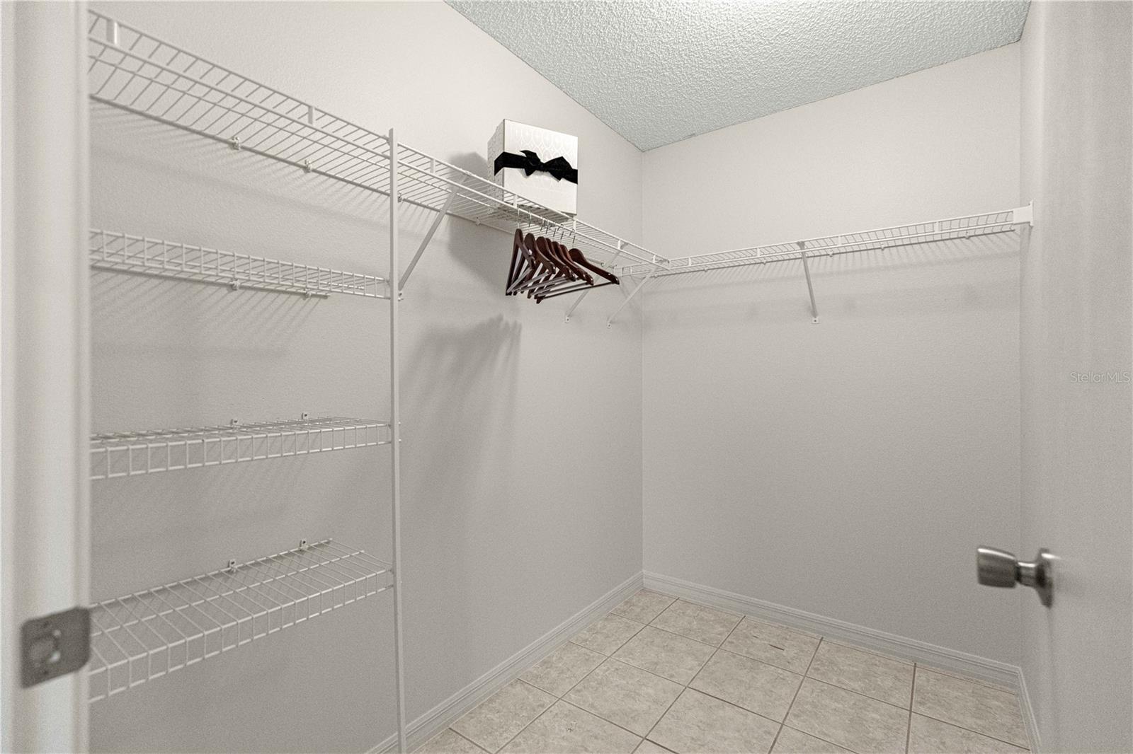 Image 25 of 44 For 3024 Macon Court