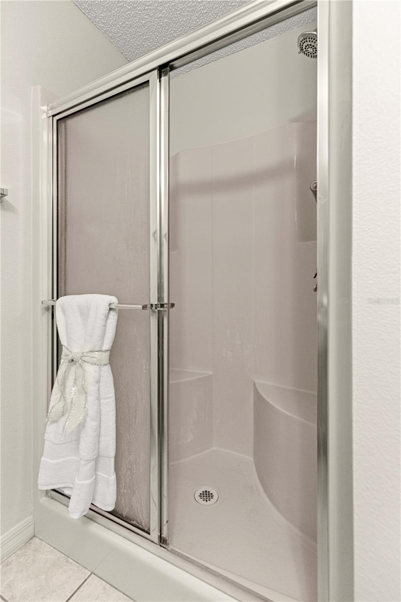 Image 28 of 44 For 3024 Macon Court