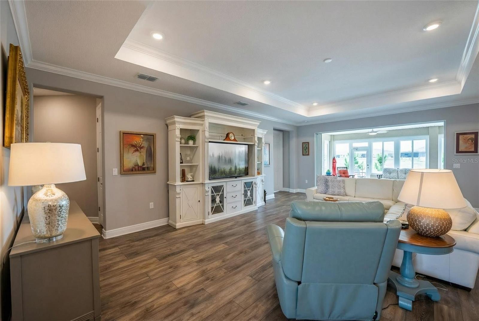 Image 16 of 61 For 8370 99th Terrace