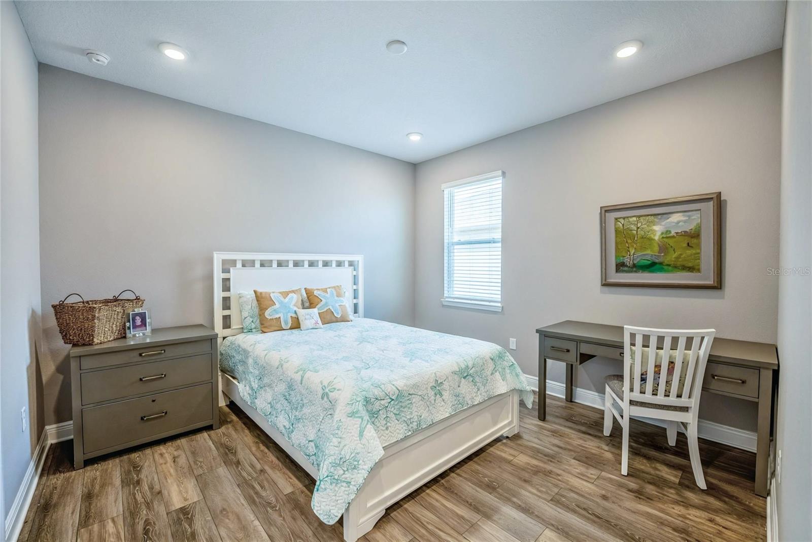 Image 25 of 61 For 8370 99th Terrace