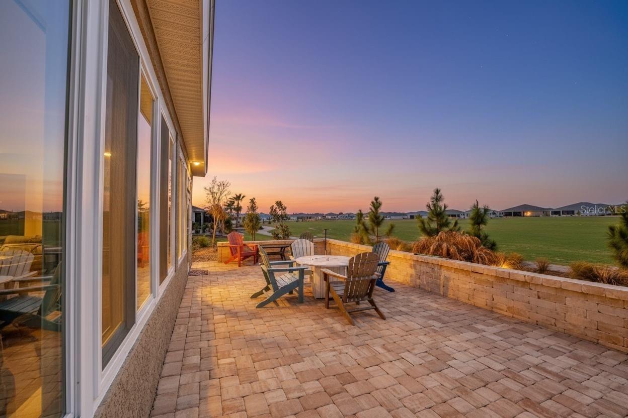 Image 7 of 61 For 8370 99th Terrace