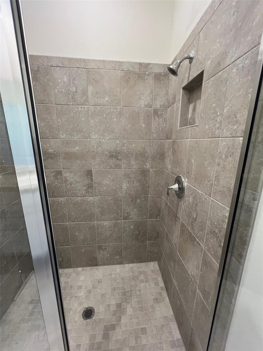 Image 13 of 36 For 5375 48th Place