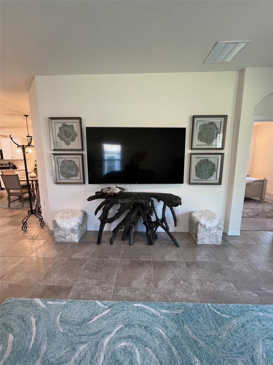 Image 5 of 36 For 5375 48th Place