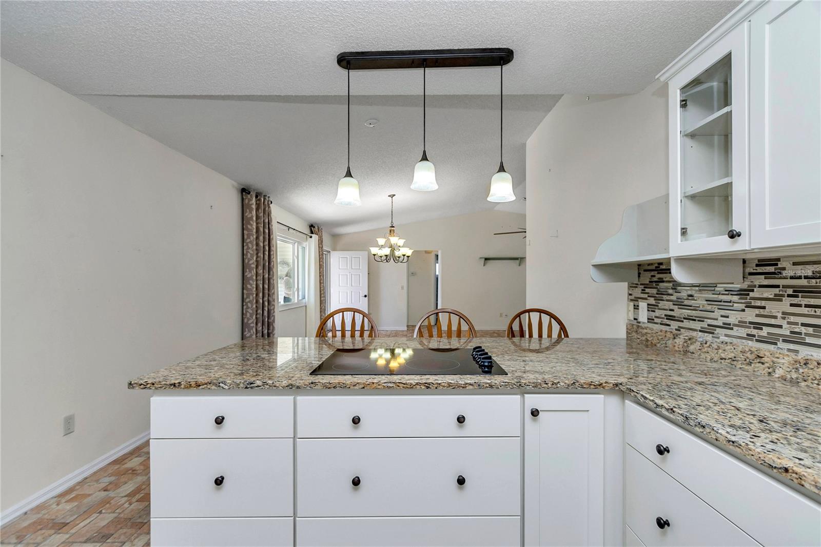 Image 18 of 51 For 6461 80th Place