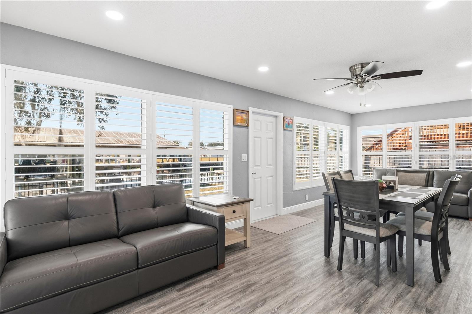 Image 10 of 59 For 1621 Spring Garden Drive