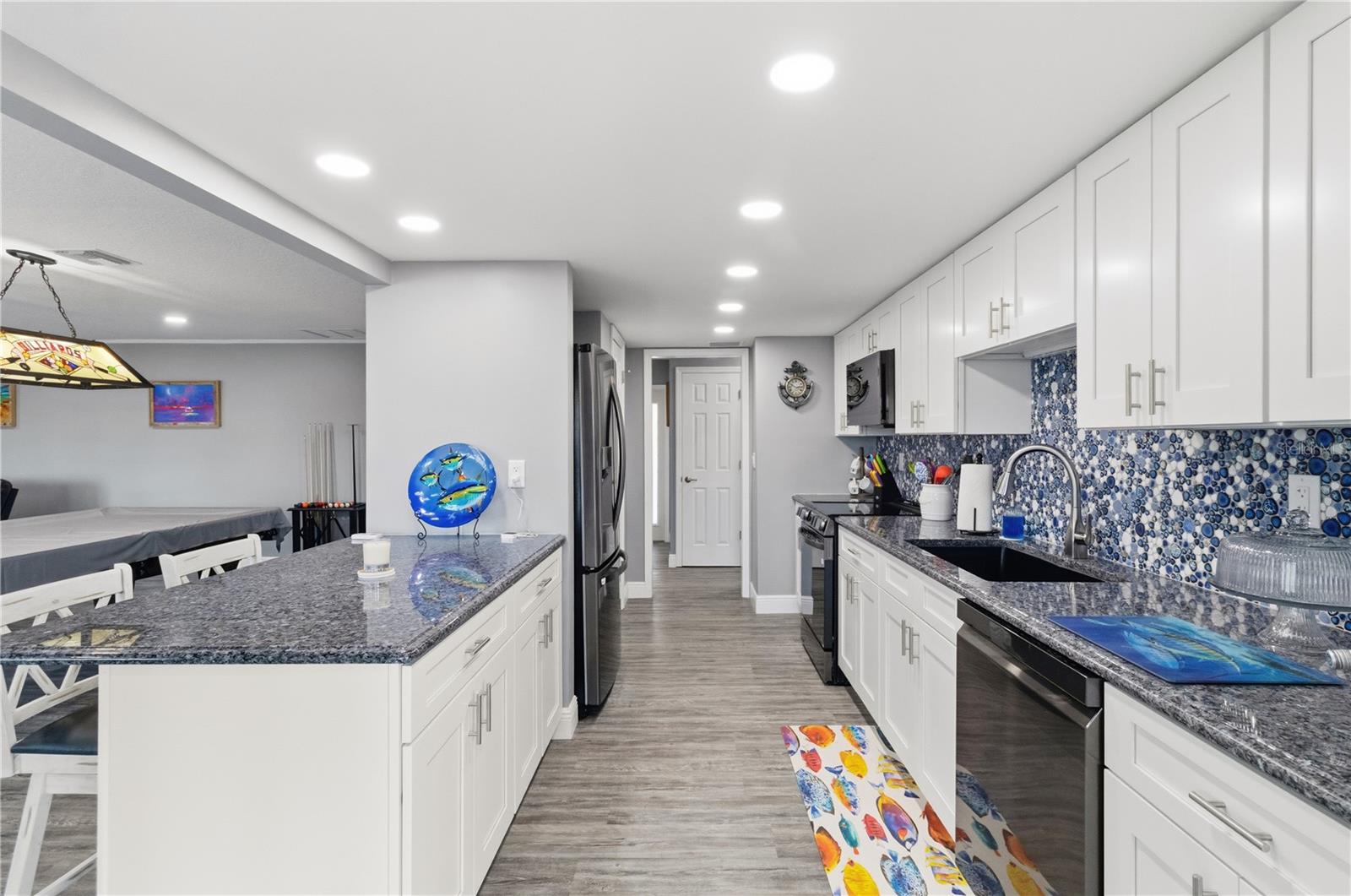 Image 14 of 59 For 1621 Spring Garden Drive