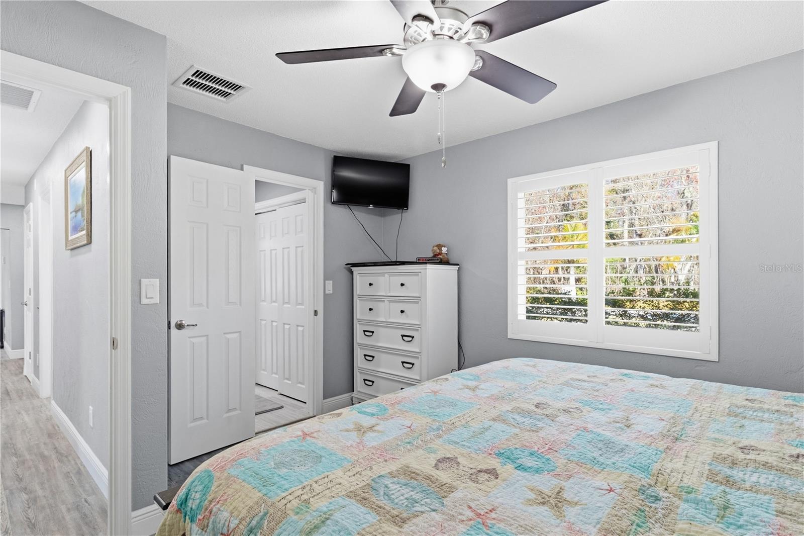 Image 29 of 59 For 1621 Spring Garden Drive