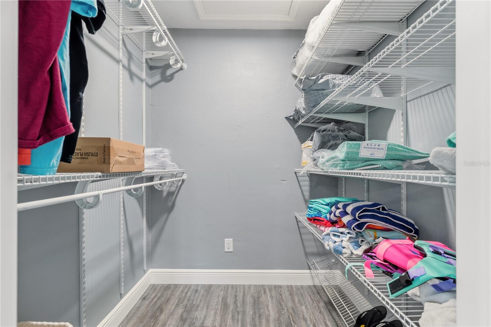 Image 32 of 59 For 1621 Spring Garden Drive