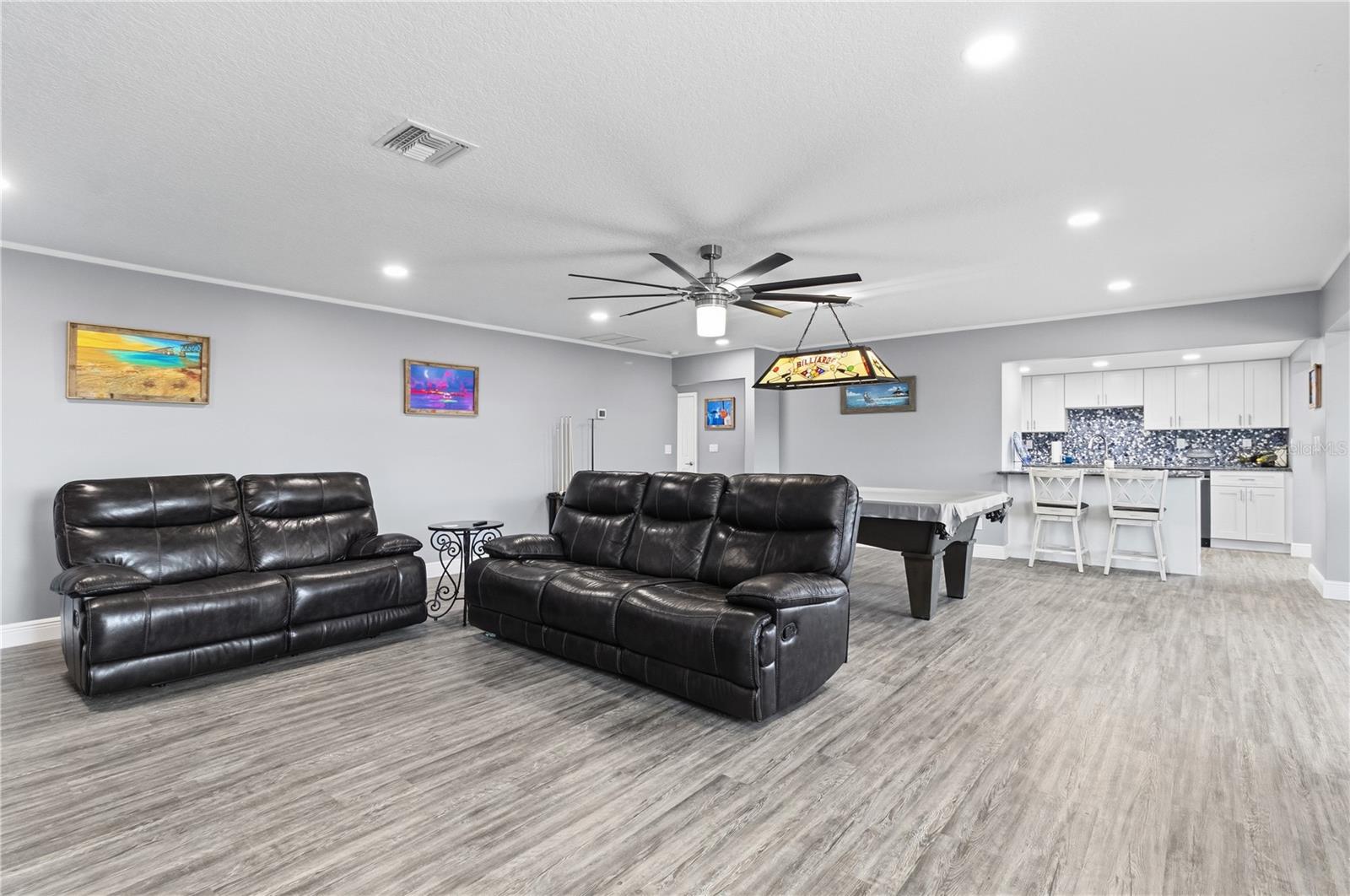 Image 9 of 59 For 1621 Spring Garden Drive