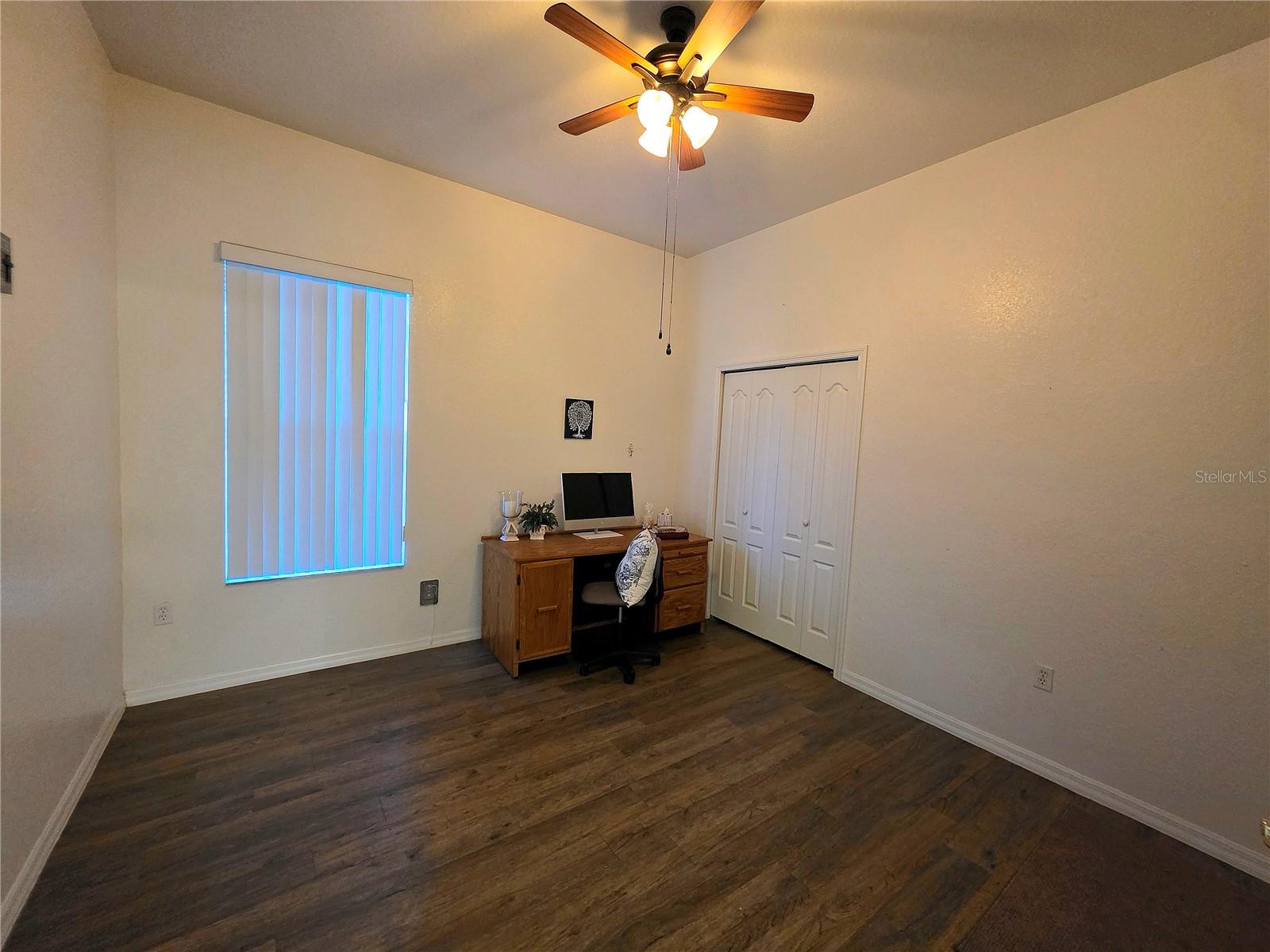 Image 17 of 37 For 2116 40th Terrace