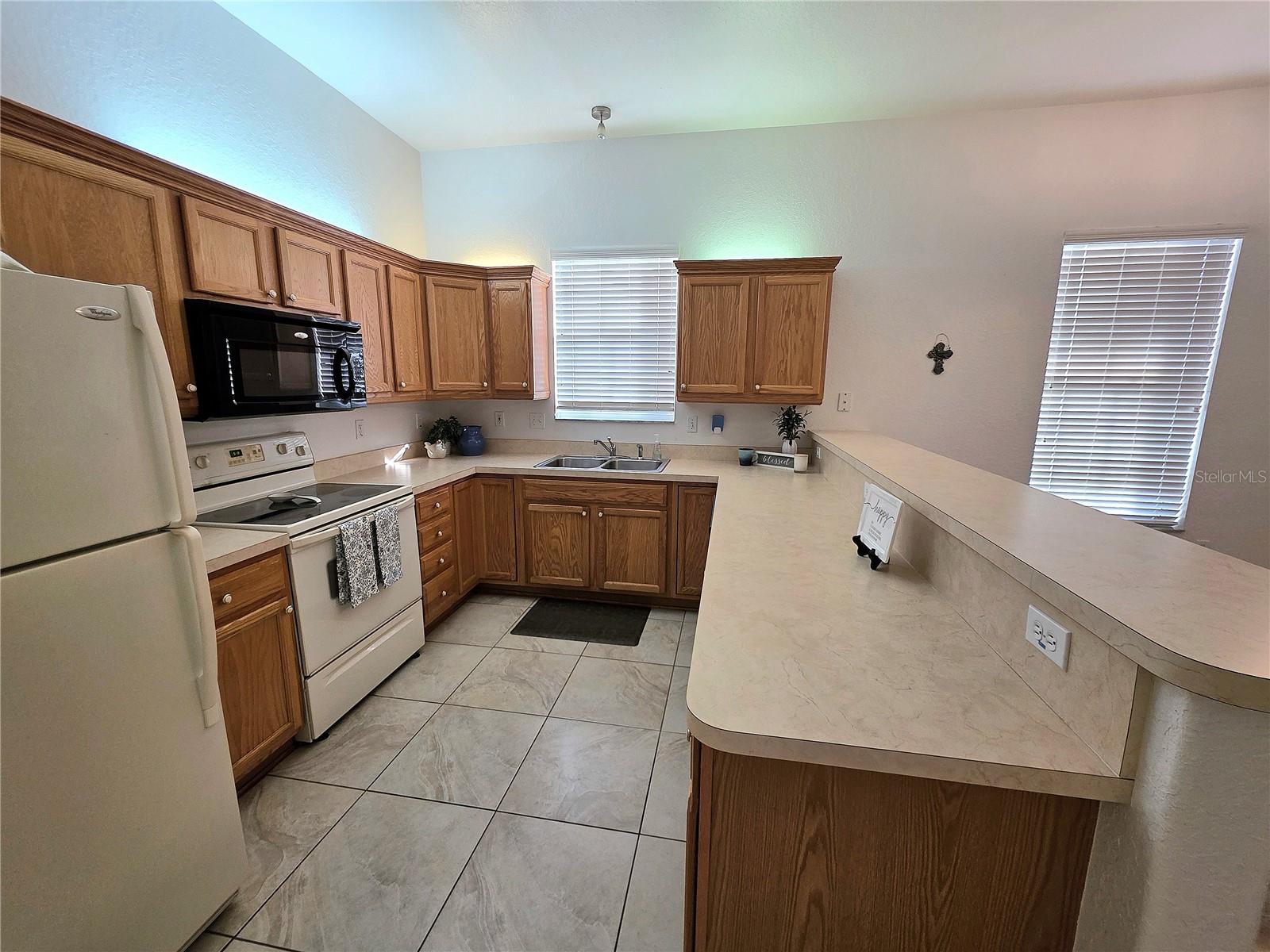 Image 2 of 37 For 2116 40th Terrace