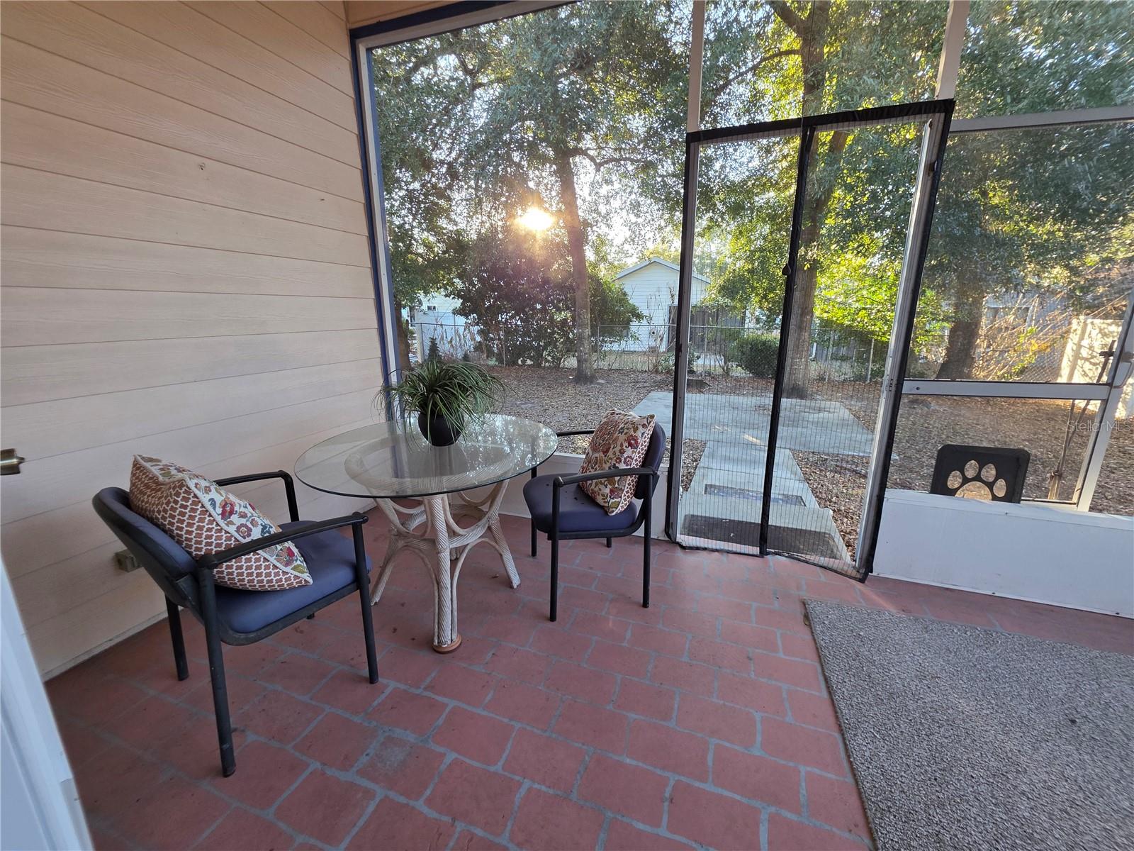 Image 28 of 37 For 2116 40th Terrace