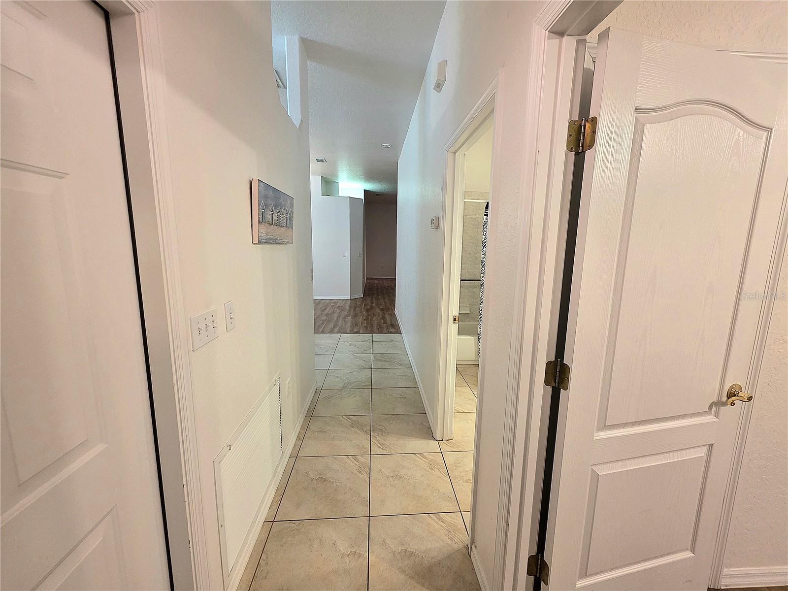 Image 6 of 37 For 2116 40th Terrace