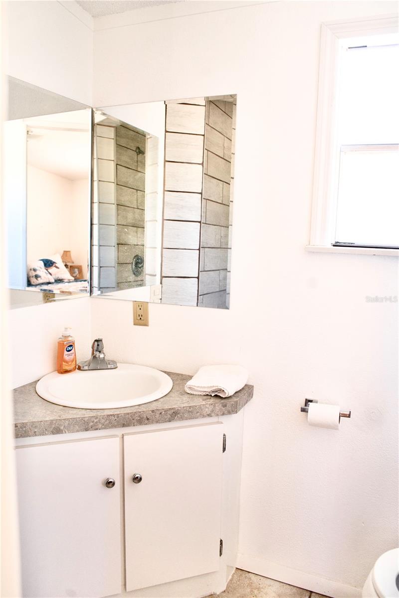 Image 17 of 26 For 5700 Silk Terrace