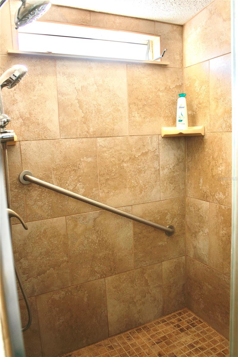 Image 24 of 26 For 5700 Silk Terrace