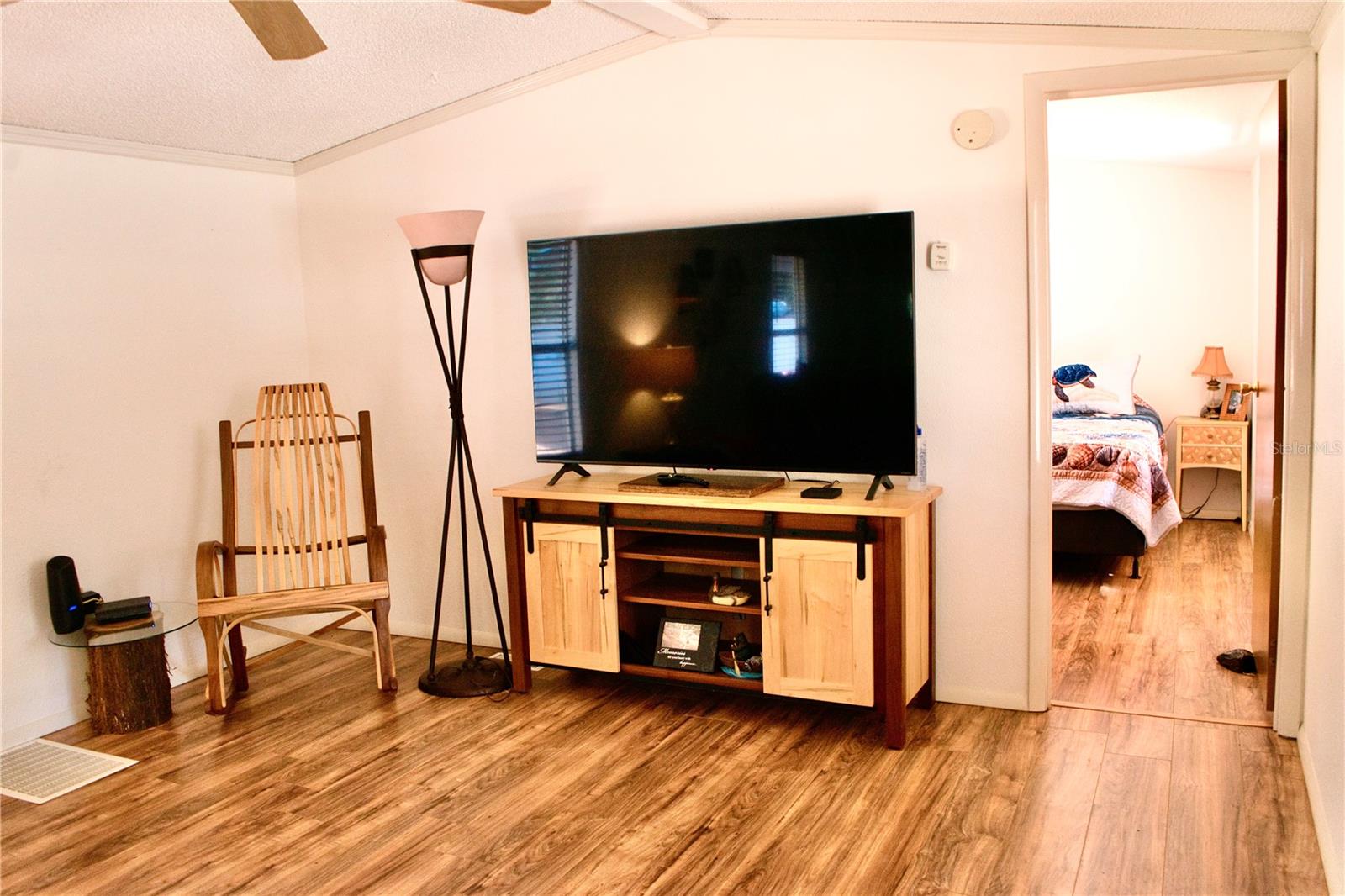 Image 9 of 26 For 5700 Silk Terrace