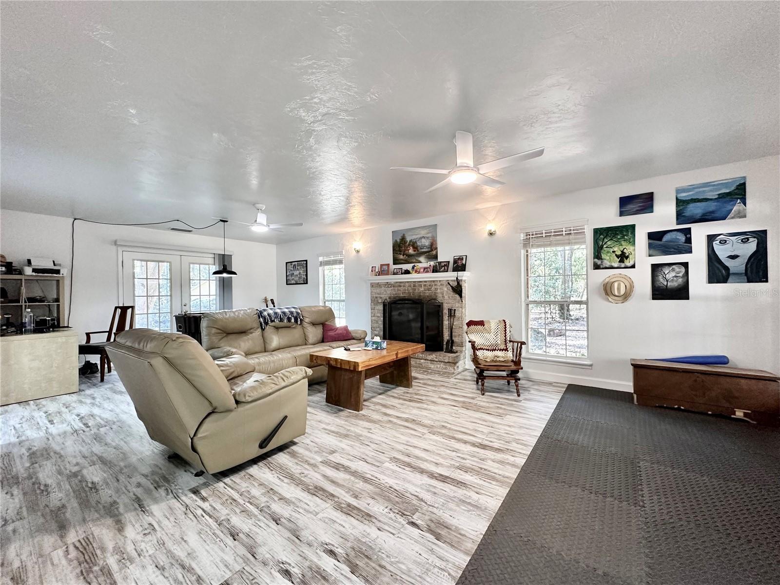 Image 21 of 41 For 15507 268th Terrace