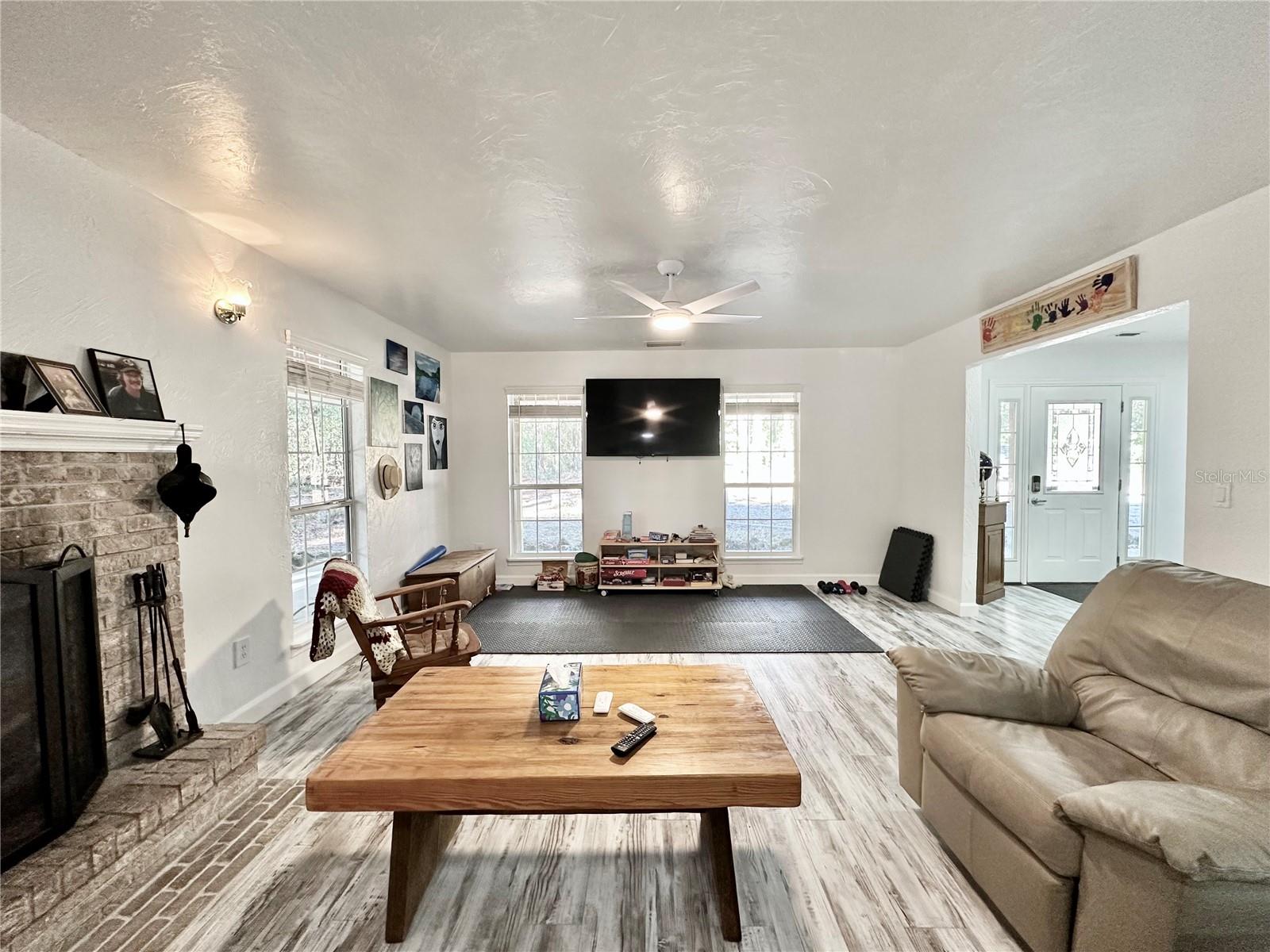 Image 22 of 41 For 15507 268th Terrace