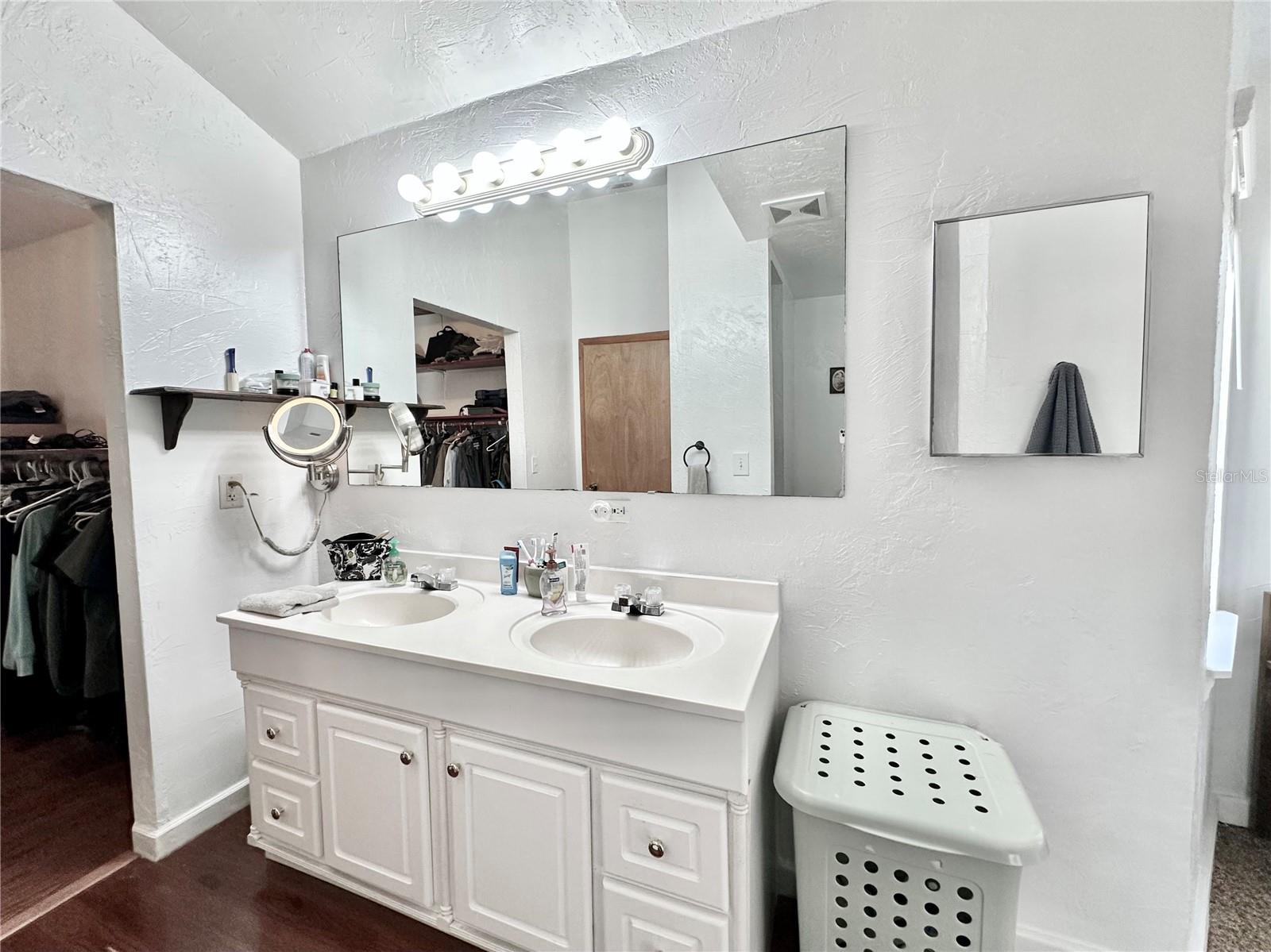 Image 27 of 41 For 15507 268th Terrace