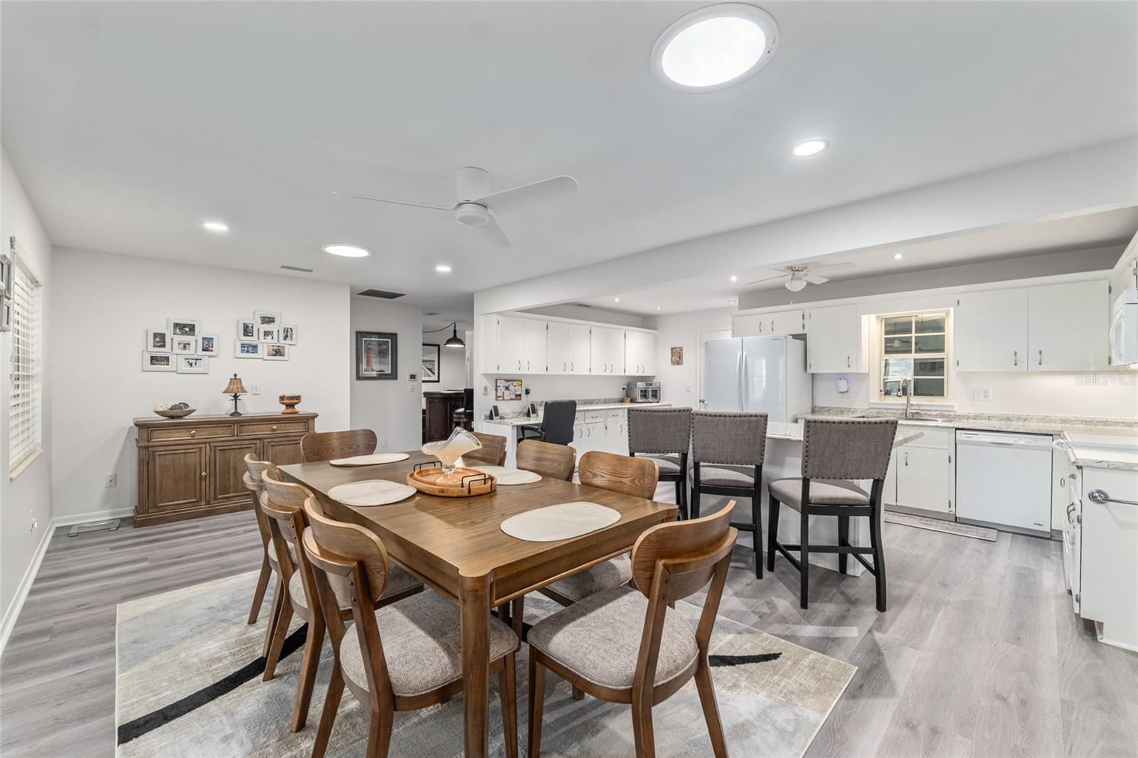 Image 12 of 40 For 8889 96th Street E