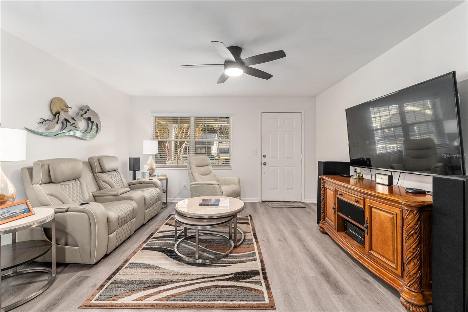 Image 6 of 40 For 8889 96th Street E